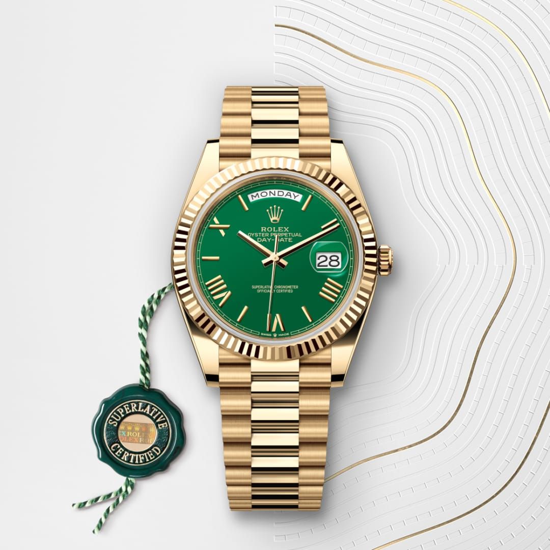 Luxury Day-Date Green Dial Quartz Watch for Men – Premium Stainless Steel Design
