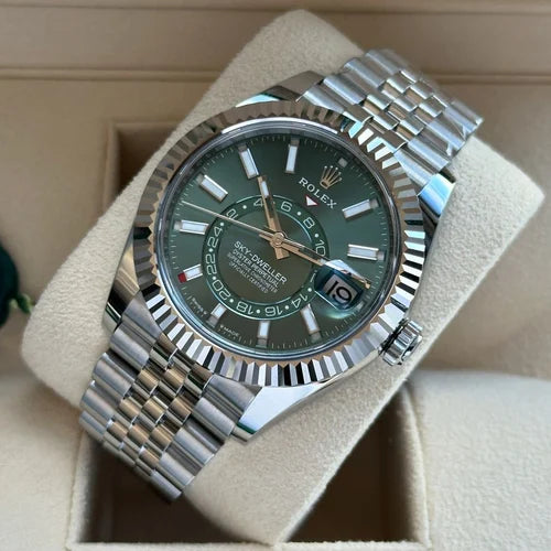 Dweller 42mm Mens Watch